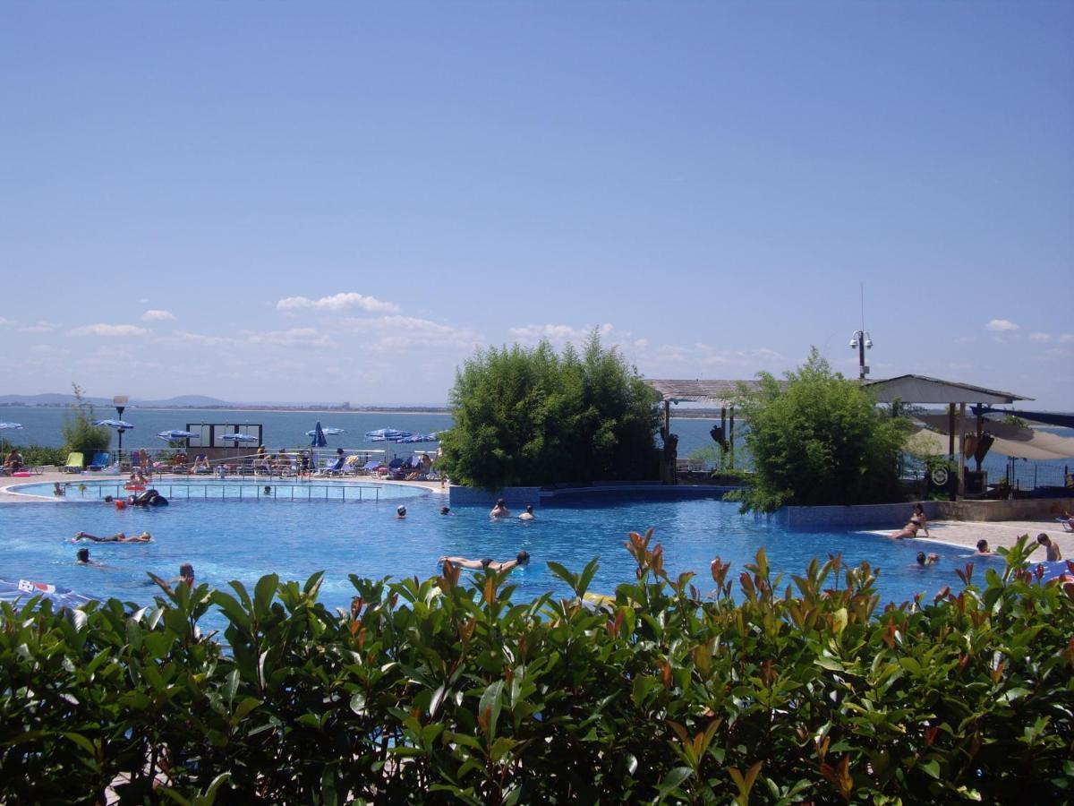 Apartment Studio Deluxe Marina Cape 4 Stars Resort 33 5 Ахелой Екстериор снимка