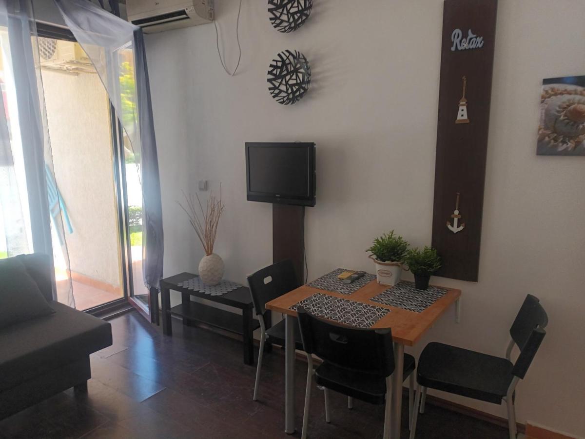 Apartment Studio Deluxe Marina Cape 4 Stars Resort 33 5 Ахелой Екстериор снимка